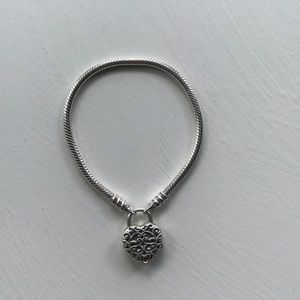 Brand new pandora bracelet